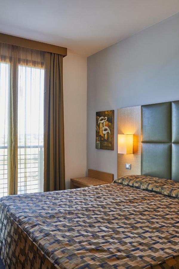 Hotel Castelmartini Wellness & Business 3*