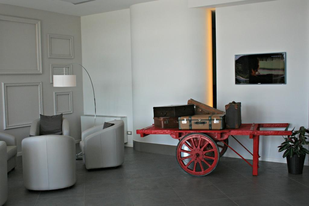 Hotel Castelmartini Wellness & Business 3*