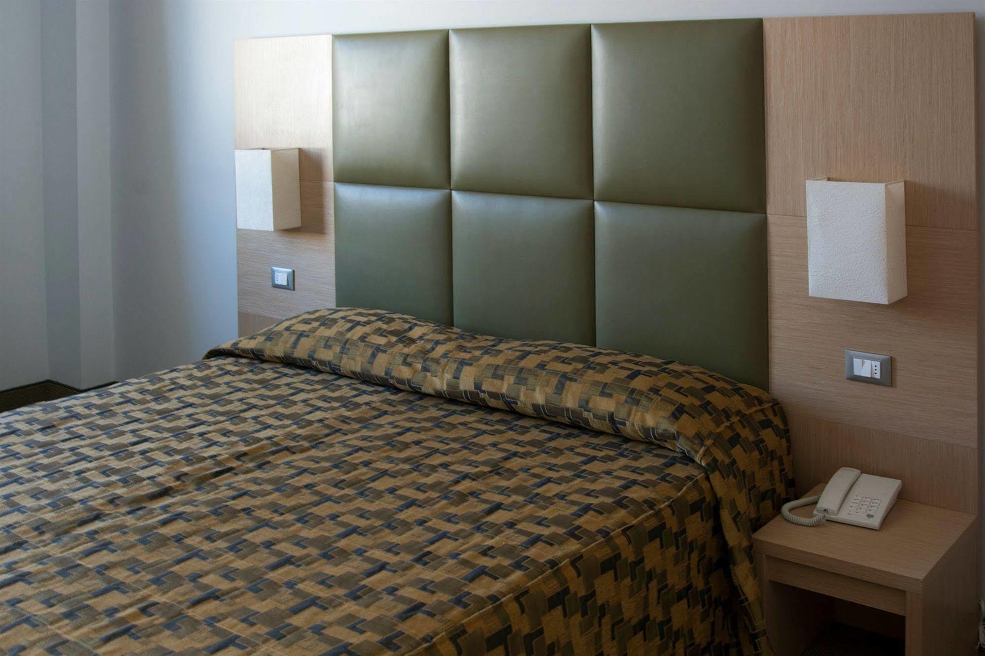 Castelmartini Wellness & Business 3*