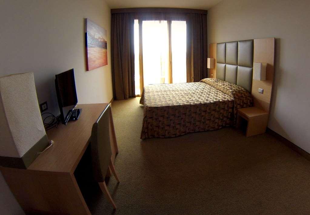 Castelmartini Wellness & Business Hotel
